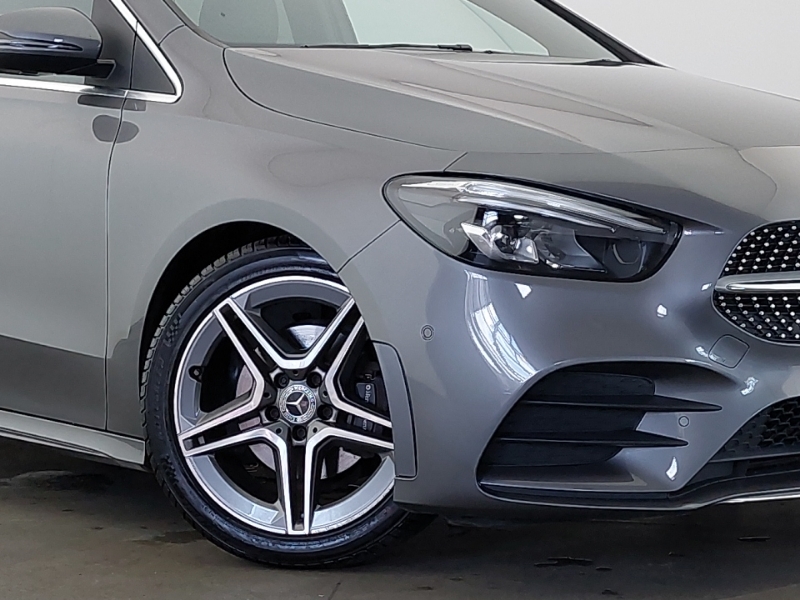 Mercedes-Benz B Class B200 Amg Line Premium Plus White #20