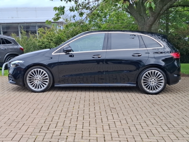 Mercedes-Benz B Class B200d Amg Line Premium Plus Black #4