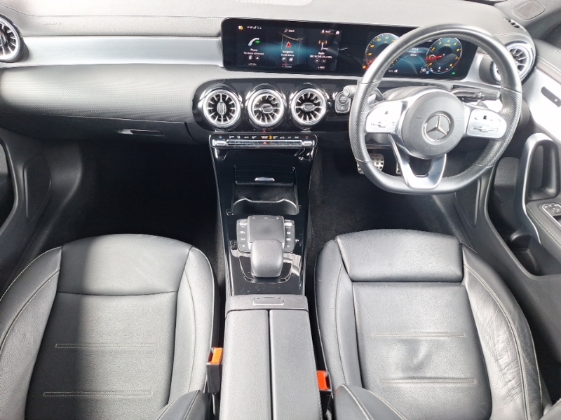 Mercedes-Benz CLA Class Cla 200 Amg Line Premium Tip Blue #3