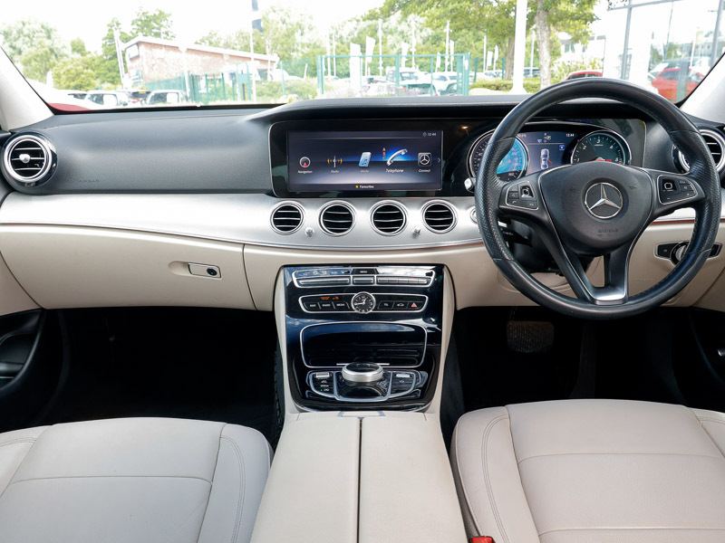 Mercedes-Benz E Class E220d Se 9G-tronic Grey #3