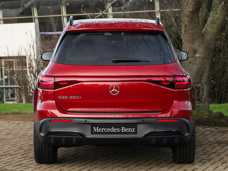 Mercedes-Benz EQB Amg Line Black #14