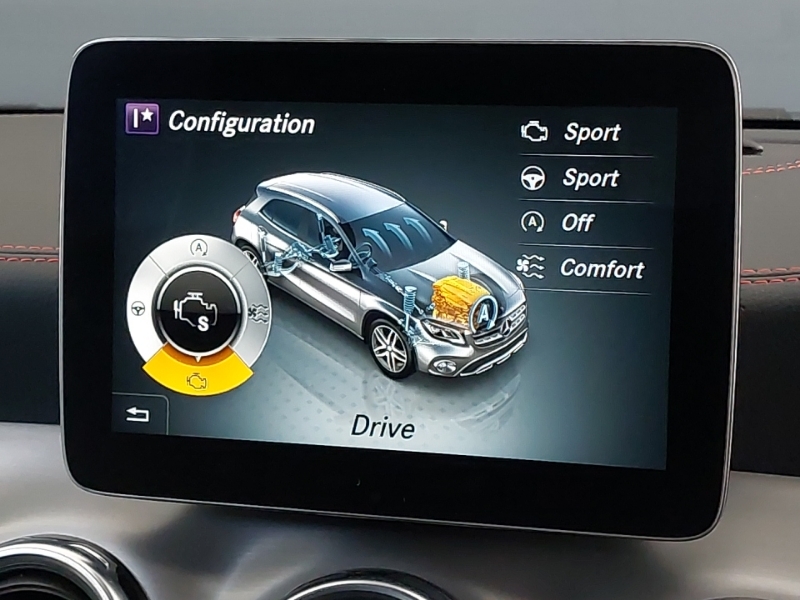 Mercedes-Benz GLA Class Gla 200 Se Black #15