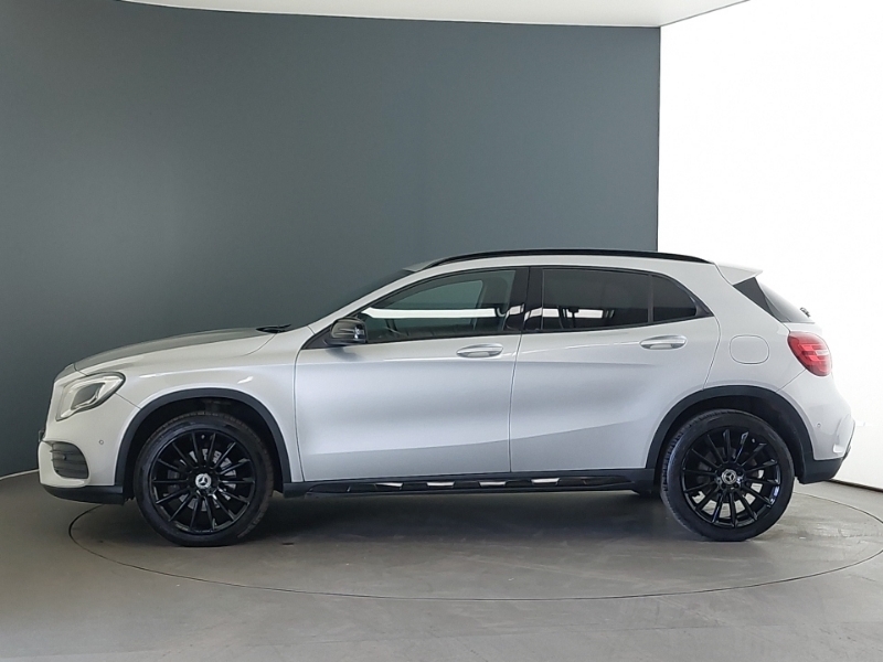 Mercedes-Benz GLA Class Gla 220D 4Matic Amg Line Premium Silver #4