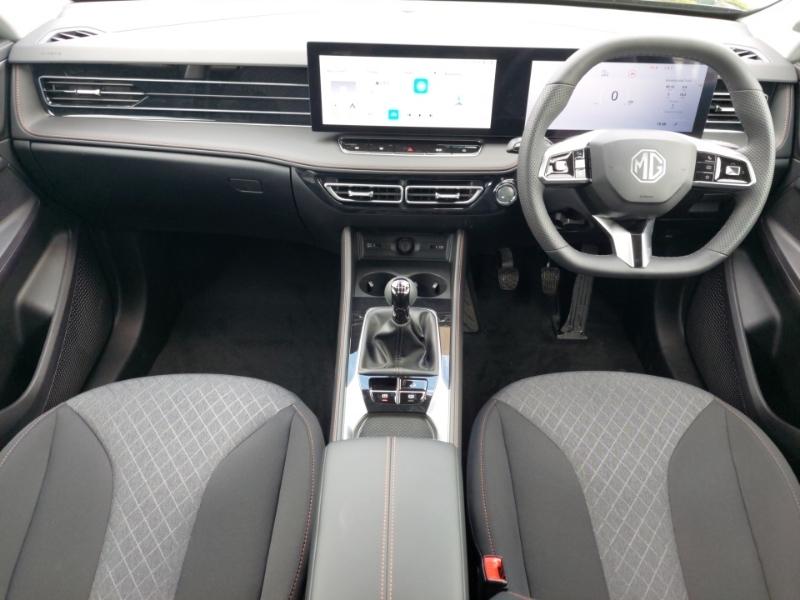 MG HS 1.5 T-gdi Se Black #3