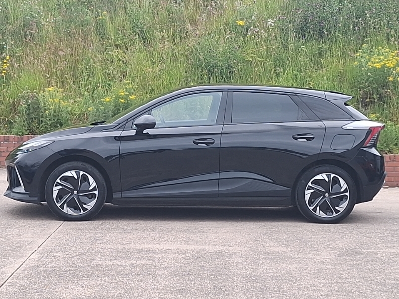 MG MG4 150Kw Trophy Ev Long Range 64Kwh Black #4