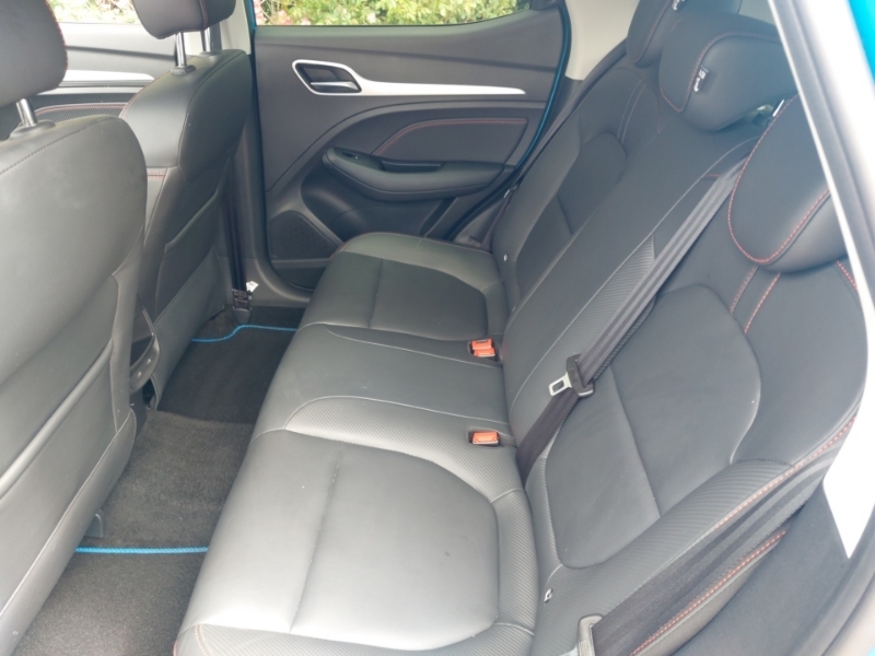 MG ZS 1.0T Gdi Exclusive Dct Blue #6