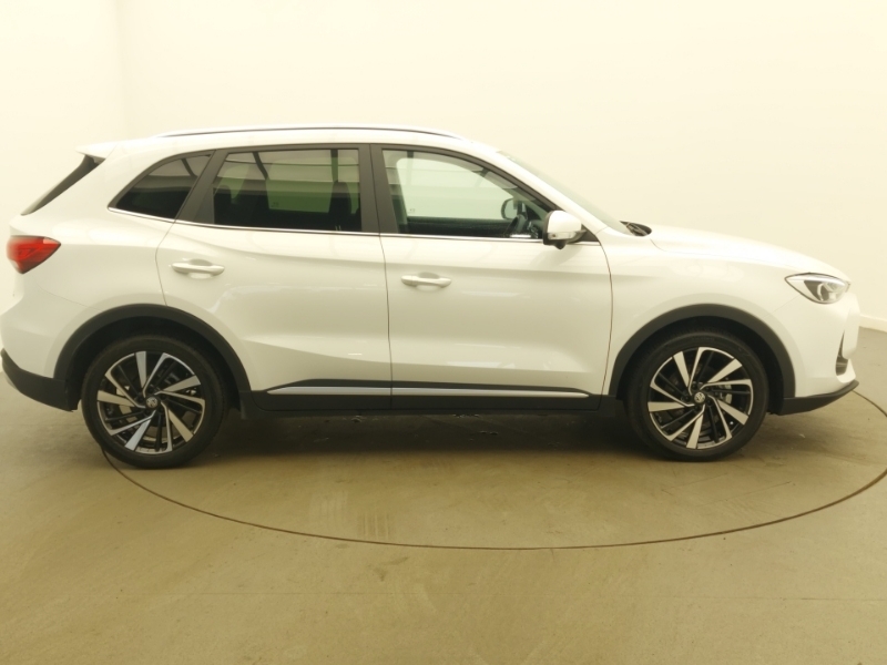 MG ZS 1.5 Hybrid Trophy White #4