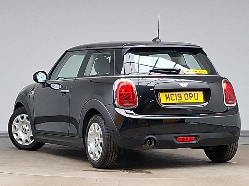 Mini Hatch 1.5 One Classic II Black #2