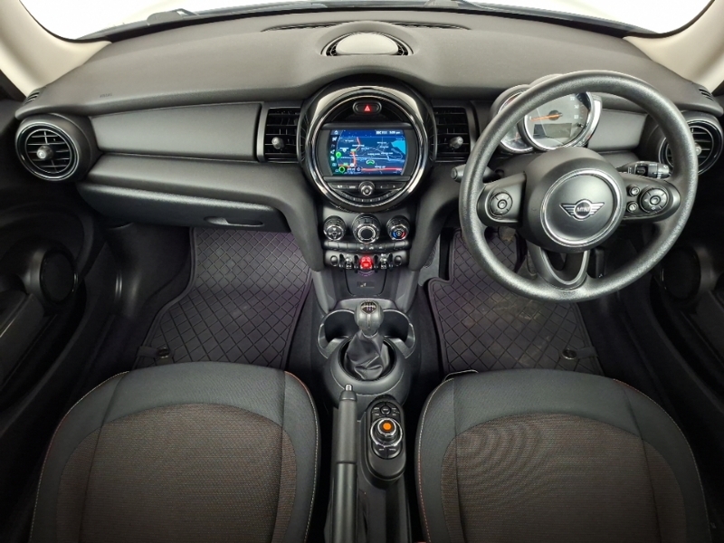 Mini Hatch 1.5 One Classic II Black #3