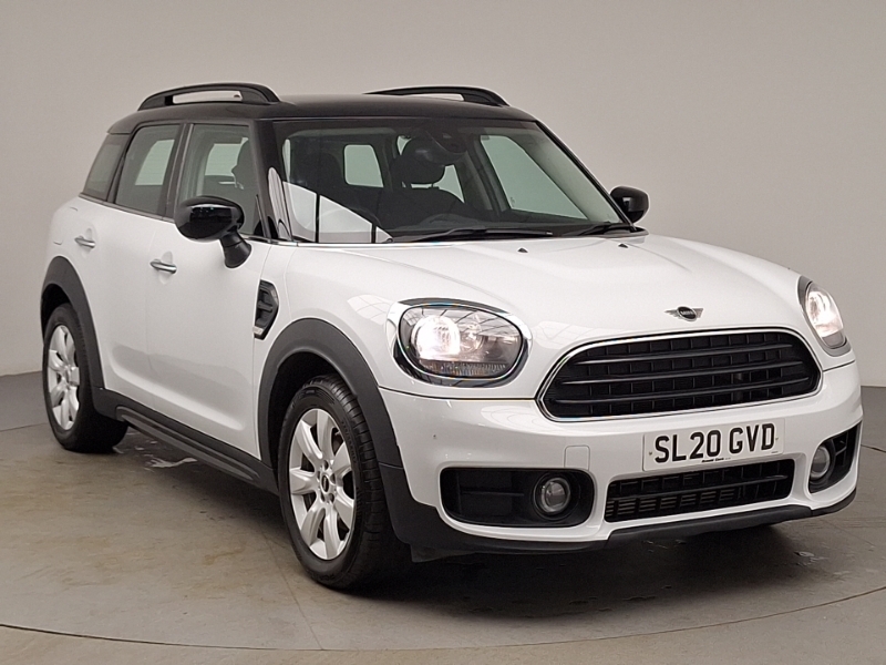 Mini Countryman 1.5 Cooper Classic White
