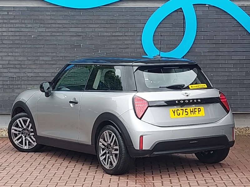 Mini Hatch 1.5 C Classic YG75HFP Silver #2
