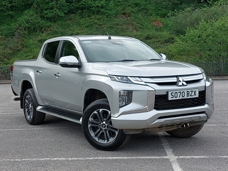 Mitsubishi L200 Double Cab Di-d 150 Barbarian 4Wd Silver #6