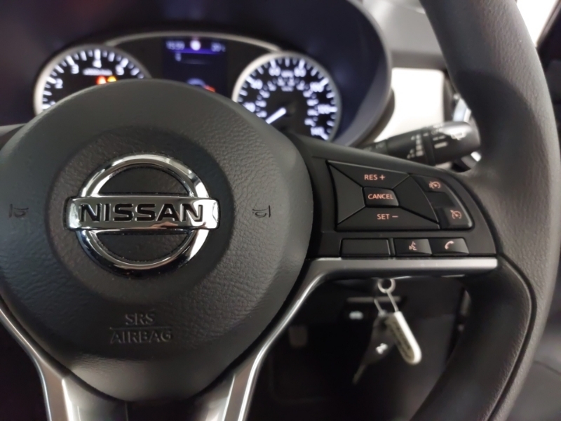 Nissan Micra Tekna Silver #13