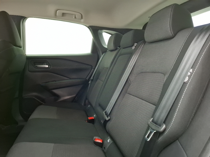 Nissan Qashqai 1.5 E-power N-connecta MF23UZL Red #6