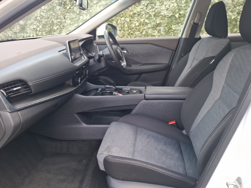 Nissan X-Trail 1.5 E-power 204 Acenta Premium Xtronic White #5