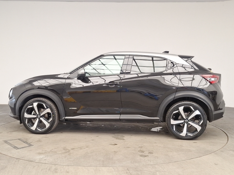 Nissan Juke 1.6 Hybrid Tekna Black #4