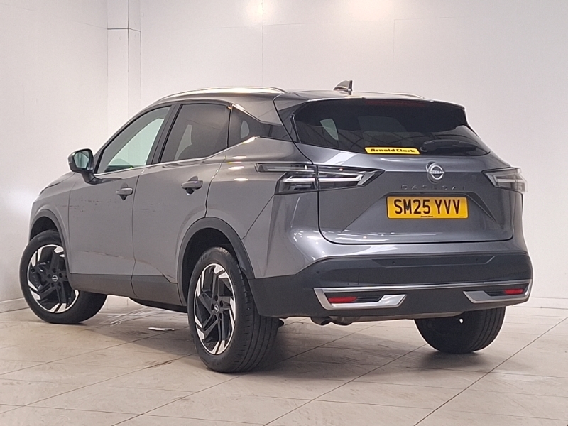 Nissan Qashqai 1.3 Dig-t Mh N-connecta Glass Roof SM25YVV Grey #2