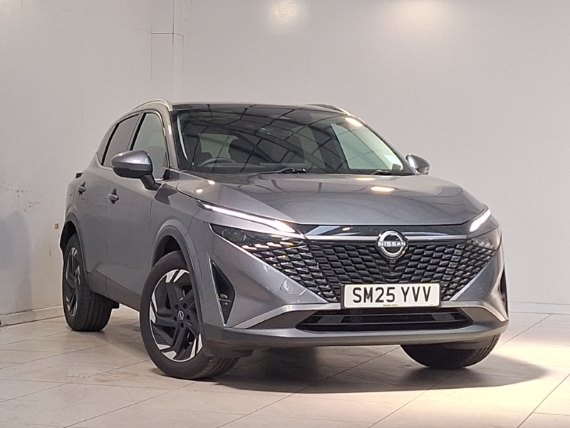 Nissan Qashqai 1.3 Dig-t Mh N-connecta Glass Roof Grey