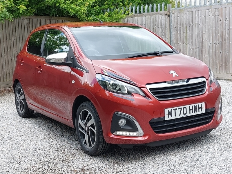 Peugeot 108 1.0 72 Collection Red