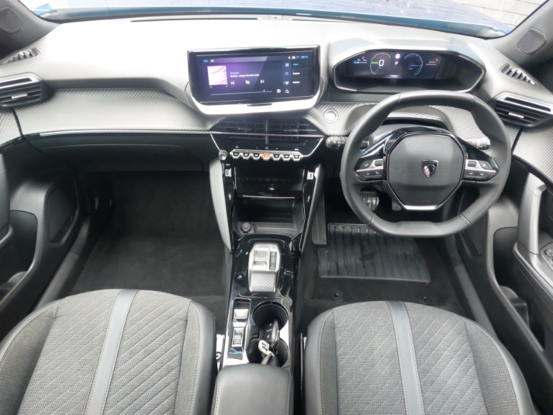 Peugeot e-2008 100Kw Allure 50Kwh Blue #3