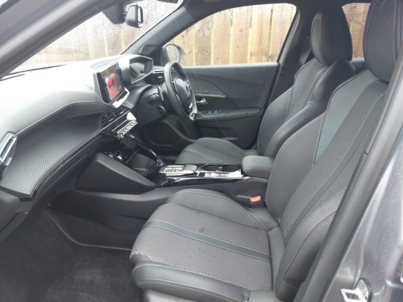 Peugeot 2008 1.2 Puretech 130 Gt Eat8 Grey #5