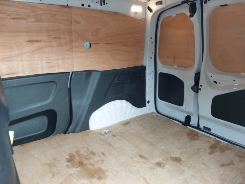 Peugeot Partner 1.5 Bluehdi 100 Professional Van White #6