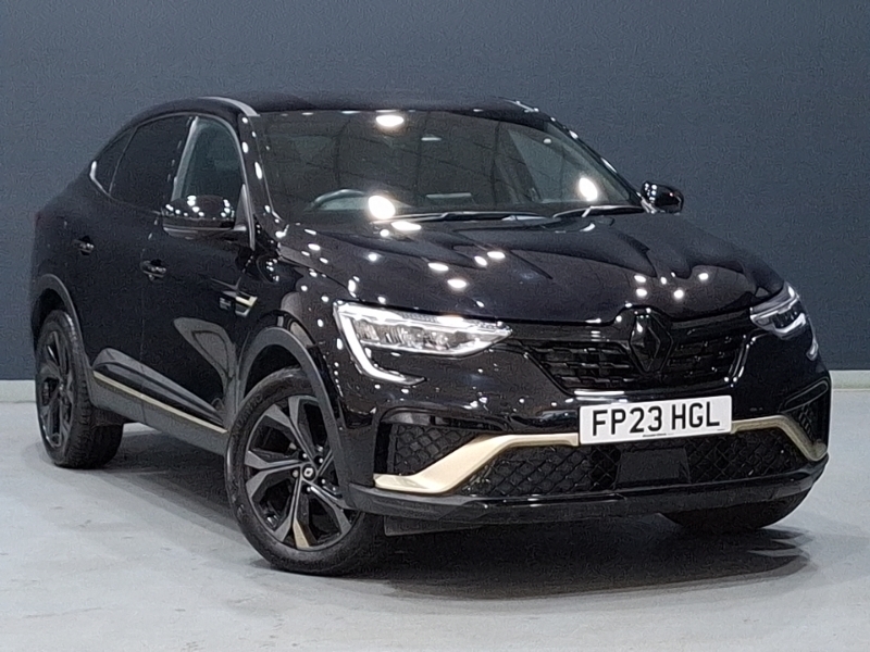 Renault Arkana 1.6 E-tech Full Hybrid 145 Engineered Black