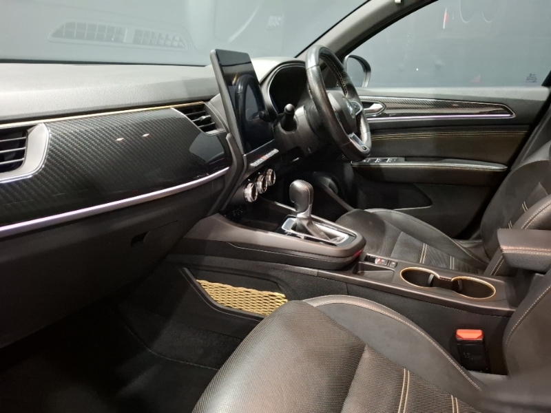 Renault Arkana 1.6 E-tech Full Hybrid 145 Engineered Black #5