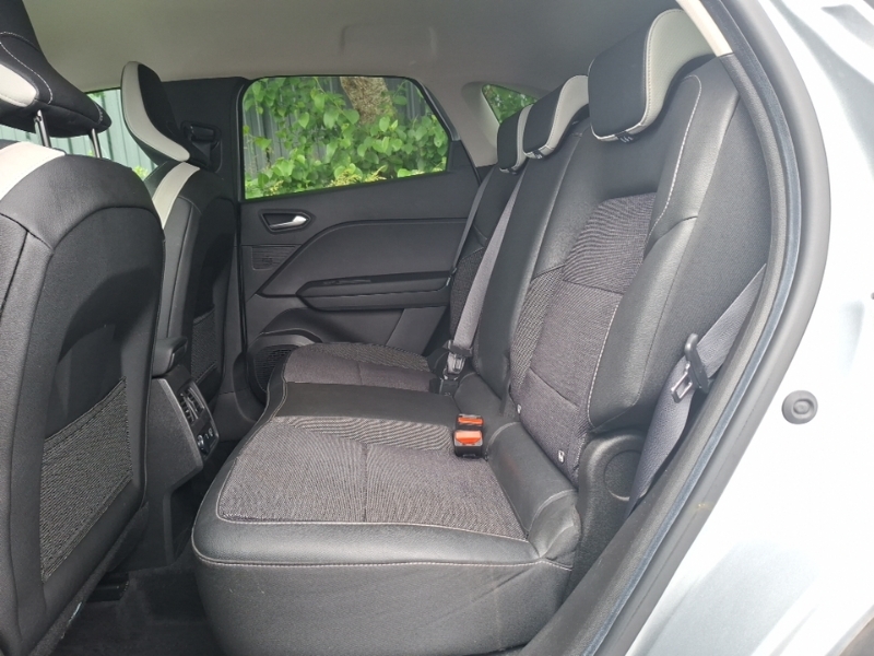 Renault Captur 1.6 E-tech Full Hybrid 145 Techno Grey #6