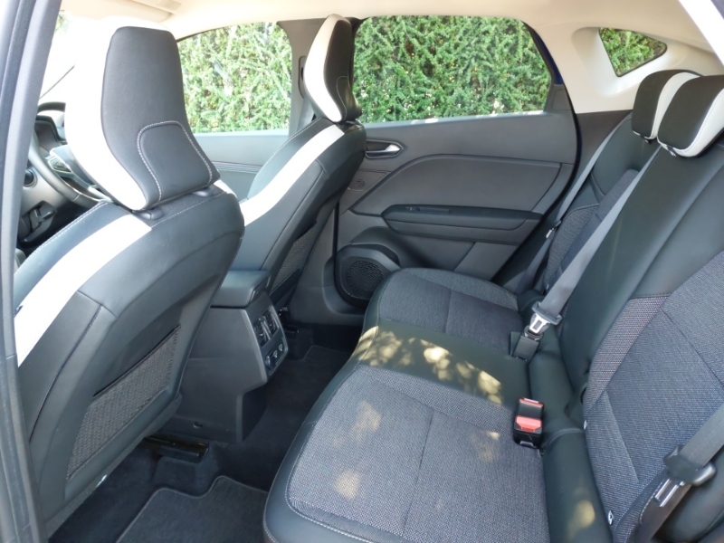 Renault Captur 1.6 E-tech Full Hybrid 145 Techno Blue #6