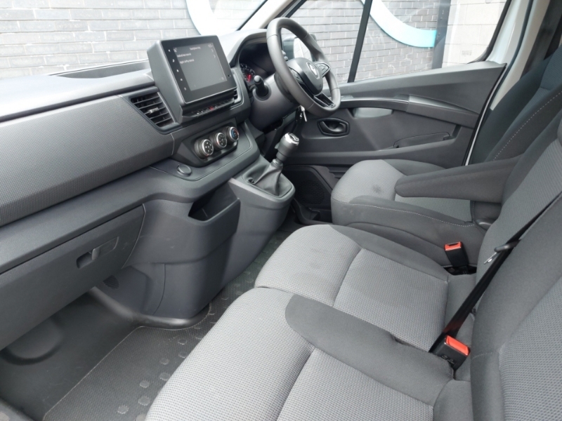 Renault Trafic Sl30 Blue Dci 130 Advance Van White #5