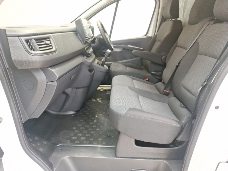 Renault Trafic Sl30 Blue Dci 130 Advance Van White #5