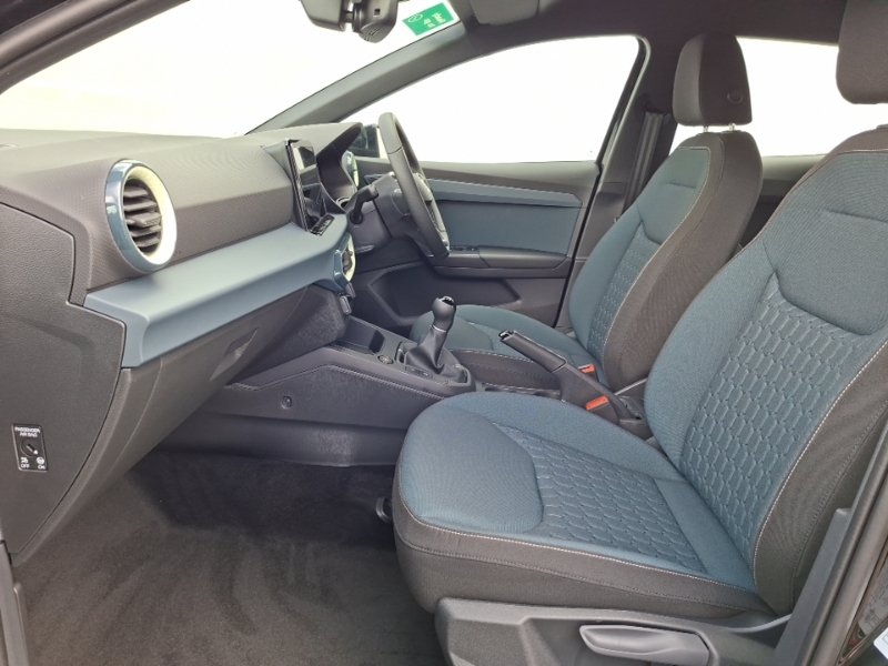 Seat Ibiza 1.0 Tsi 95 Se Technology Black #5