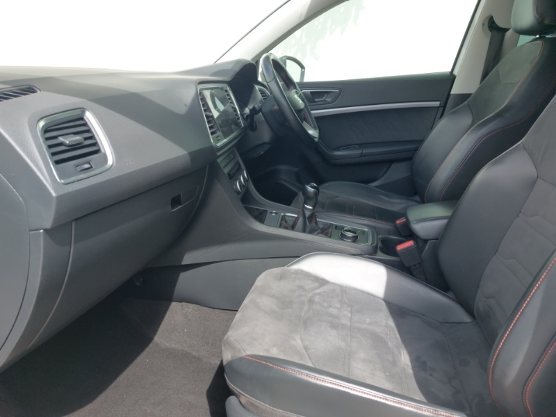 Seat Ateca 1.5 Tsi Evo Fr DV70KXM White #5