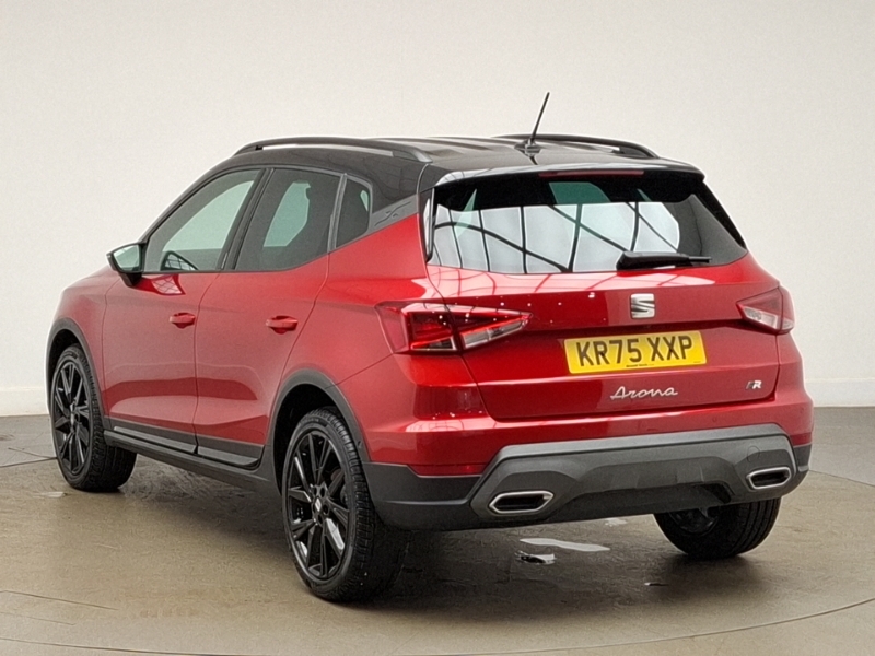 Seat Arona 1.0 Tsi 115 Fr Black Edition Dsg Red #2