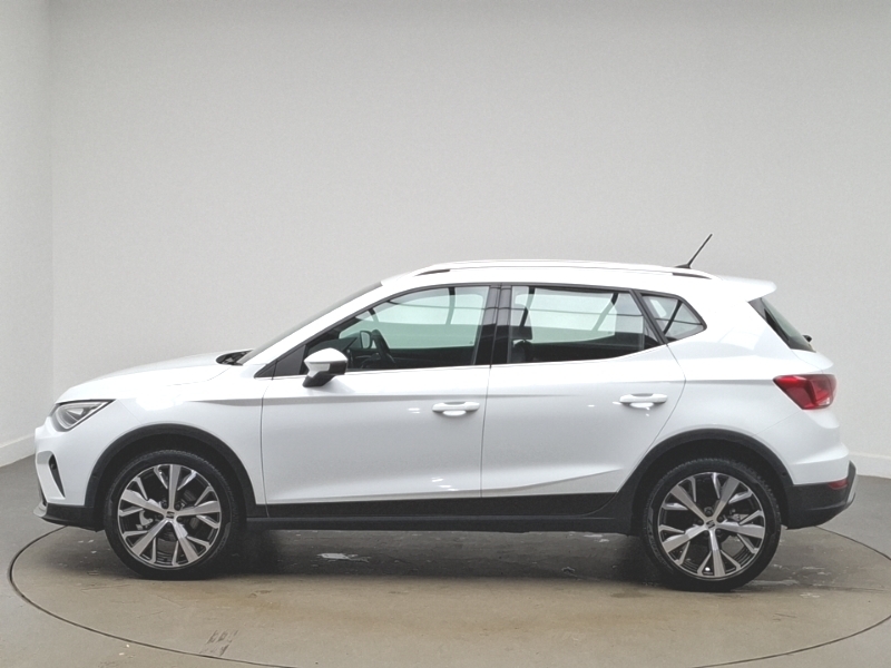 Seat Arona 1.0 Tsi 115 Xperience Lux Dsg White #4
