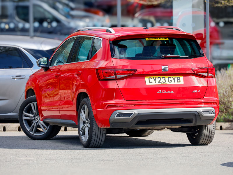 Seat Ateca 2.0 Tsi Fr Dsg 4Drive Red #2