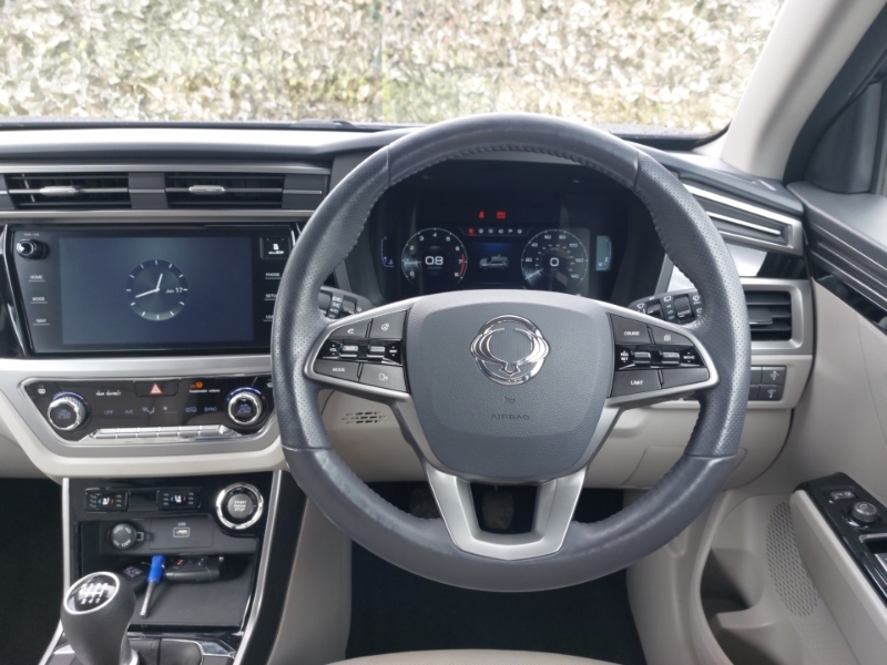 SsangYong Korando 1.5 Ultimate Black #8