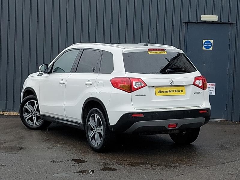 Suzuki Vitara 1.6 Sz5 White #2