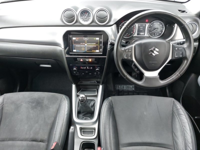 Suzuki Vitara 1.6 Sz5 White #3