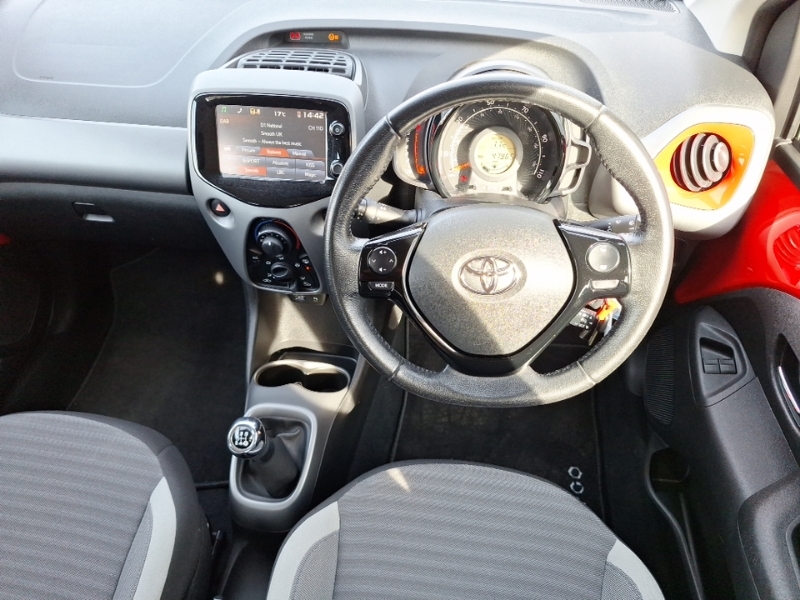 Toyota Aygo Hatchback Grey #7
