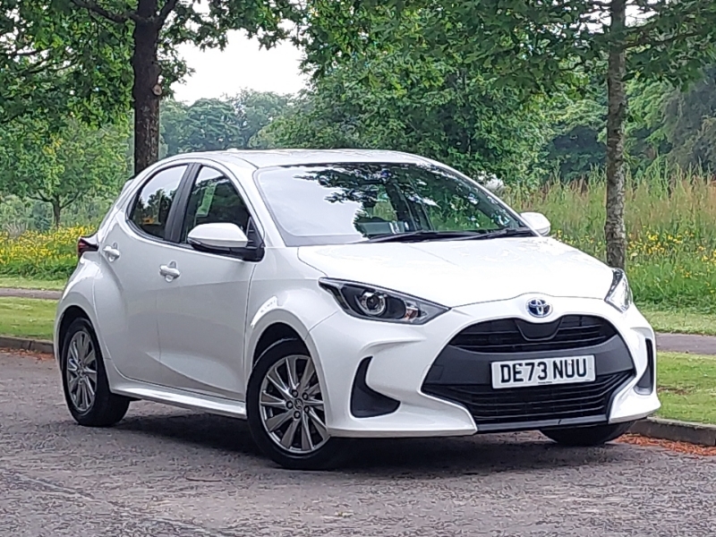 Toyota Yaris 1.5 Hybrid Icon Cvt DE73NUU White