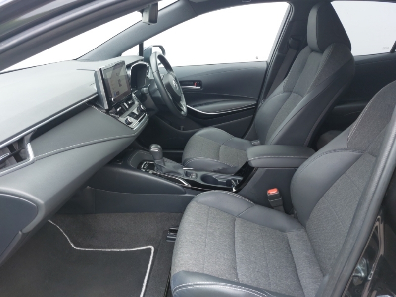 Toyota Corolla 1.8 Vvt-i Hybrid Design Cvt Black #5