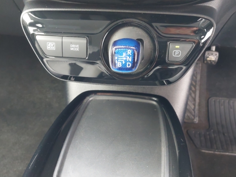 Toyota Prius 1.8 Phev Excel Cvt White #15