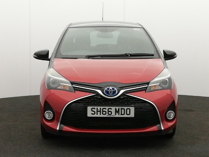Toyota Yaris Excel White #19