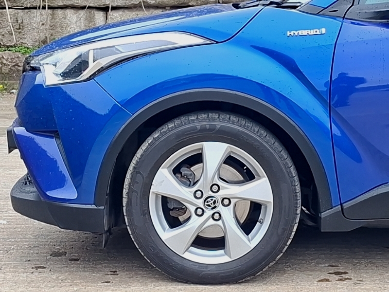 Toyota C-Hr Dynamic Silver #19
