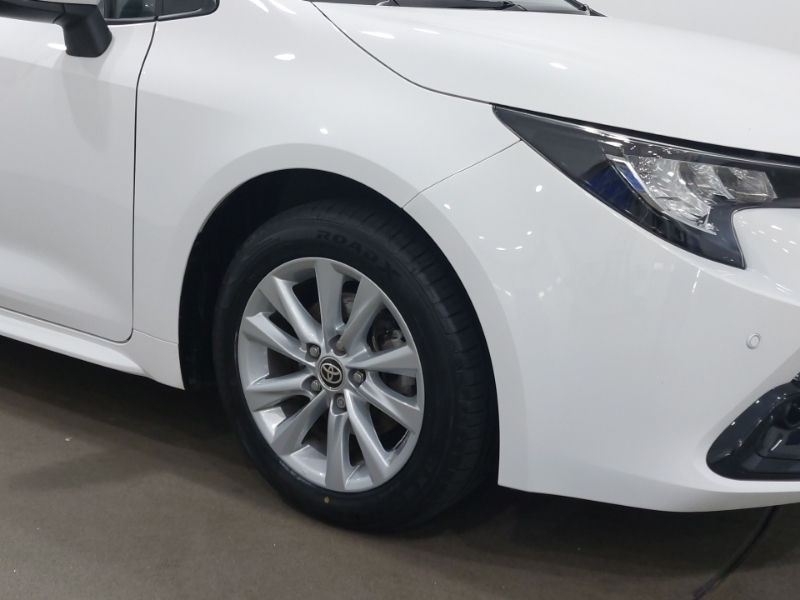 Toyota Corolla 1.8 Hybrid Excel Cvt #20