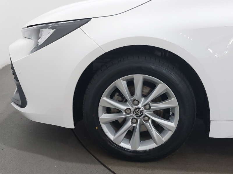 Toyota Corolla 1.8 Hybrid Excel Cvt #19