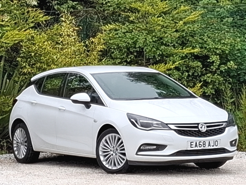 Vauxhall Astra 1.6T 16V 200 Elite Nav White