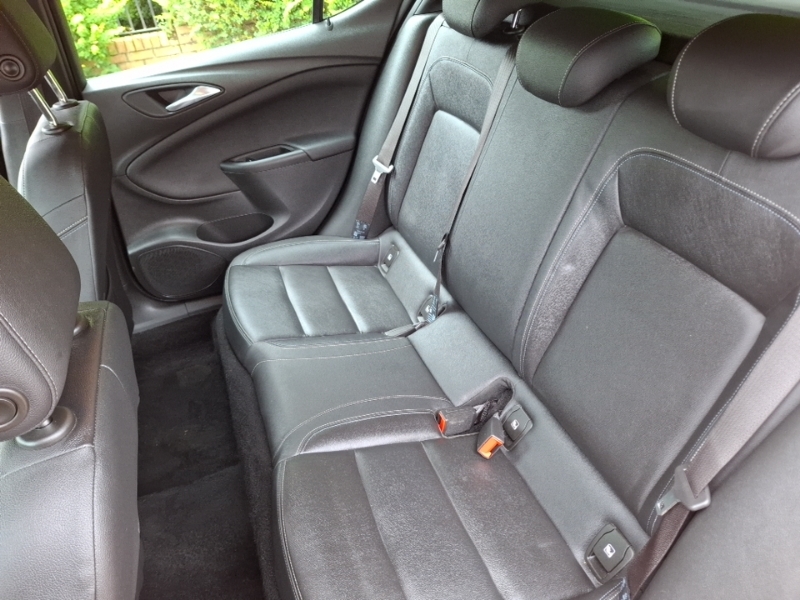 Vauxhall Astra 1.2 Turbo 145 Elite Nav White #6